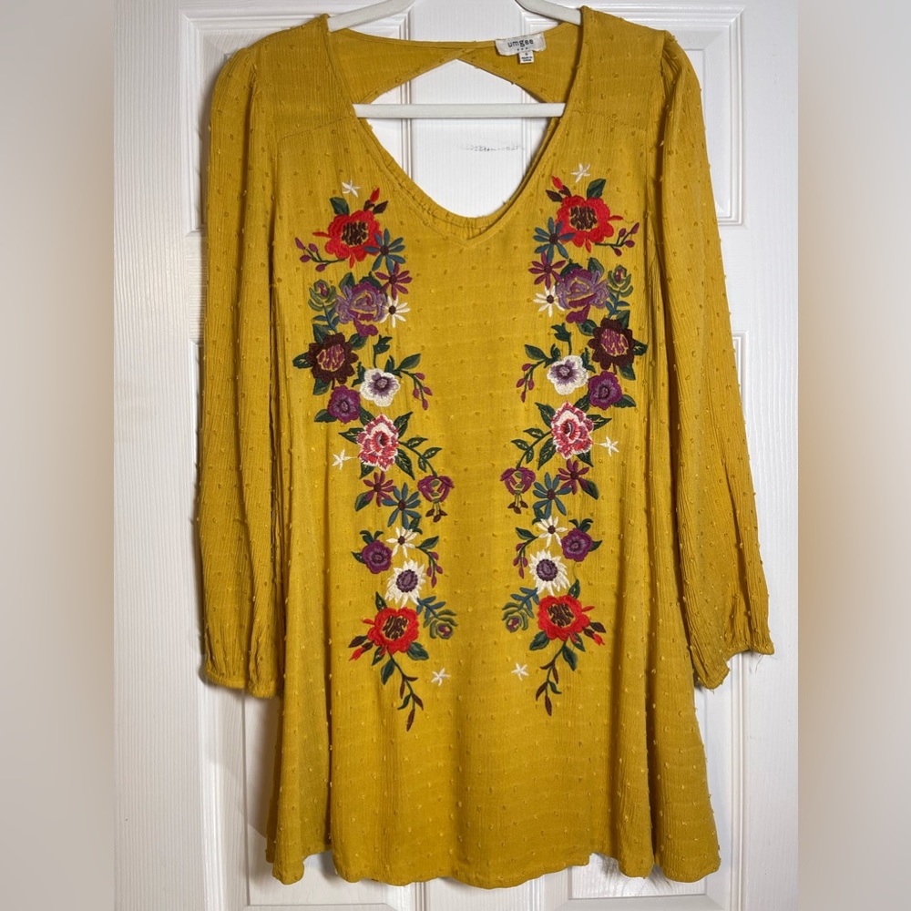 Umgee Mustard Embroidered Blouse
